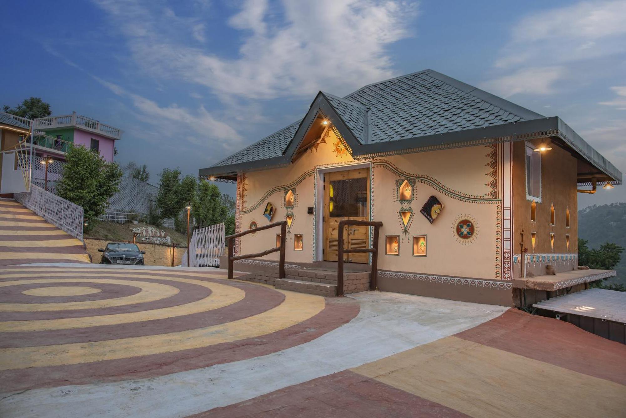 Hotel A Kasauli Ggaon By Echor Exterior foto
