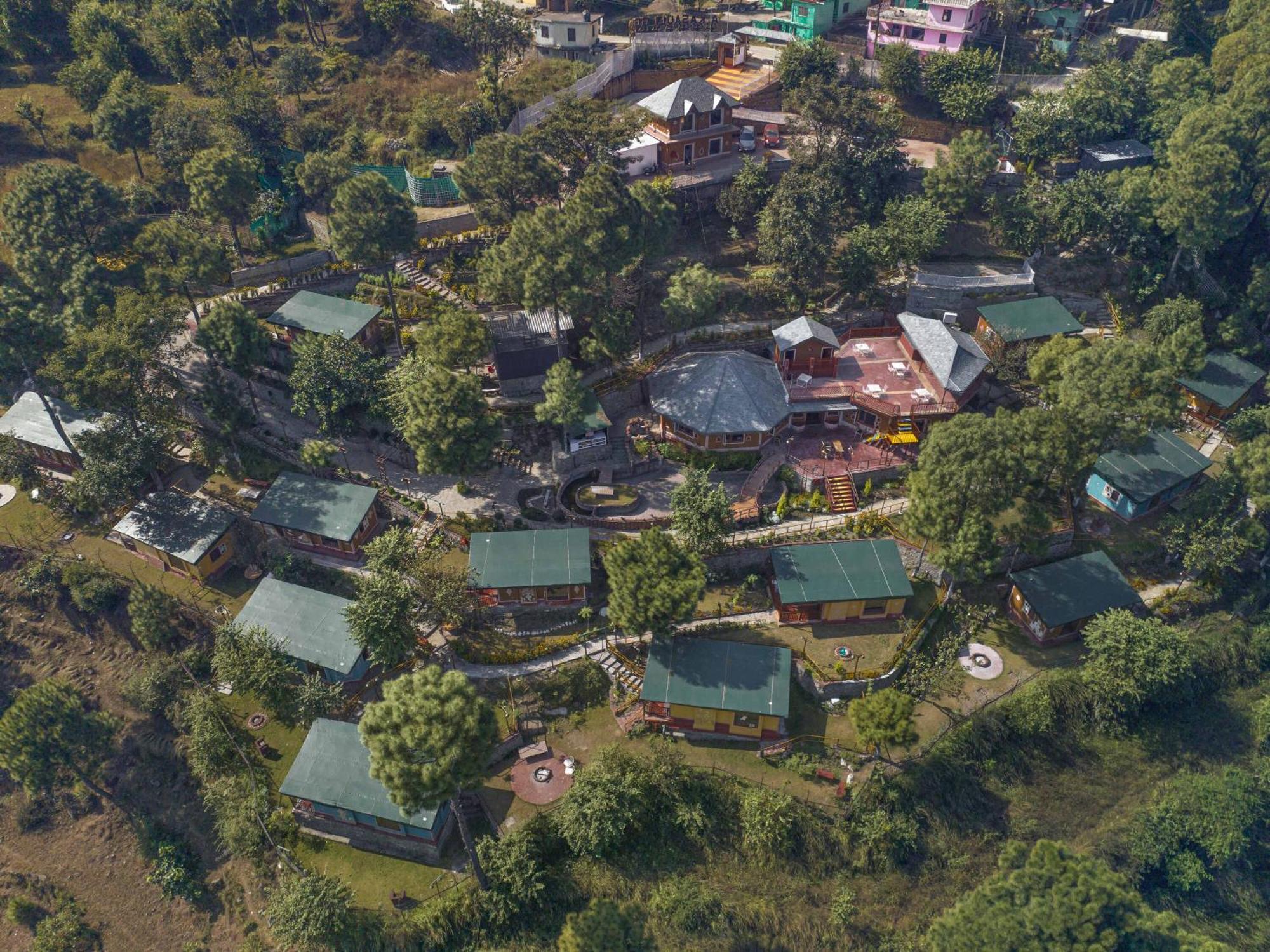 Hotel A Kasauli Ggaon By Echor Exterior foto
