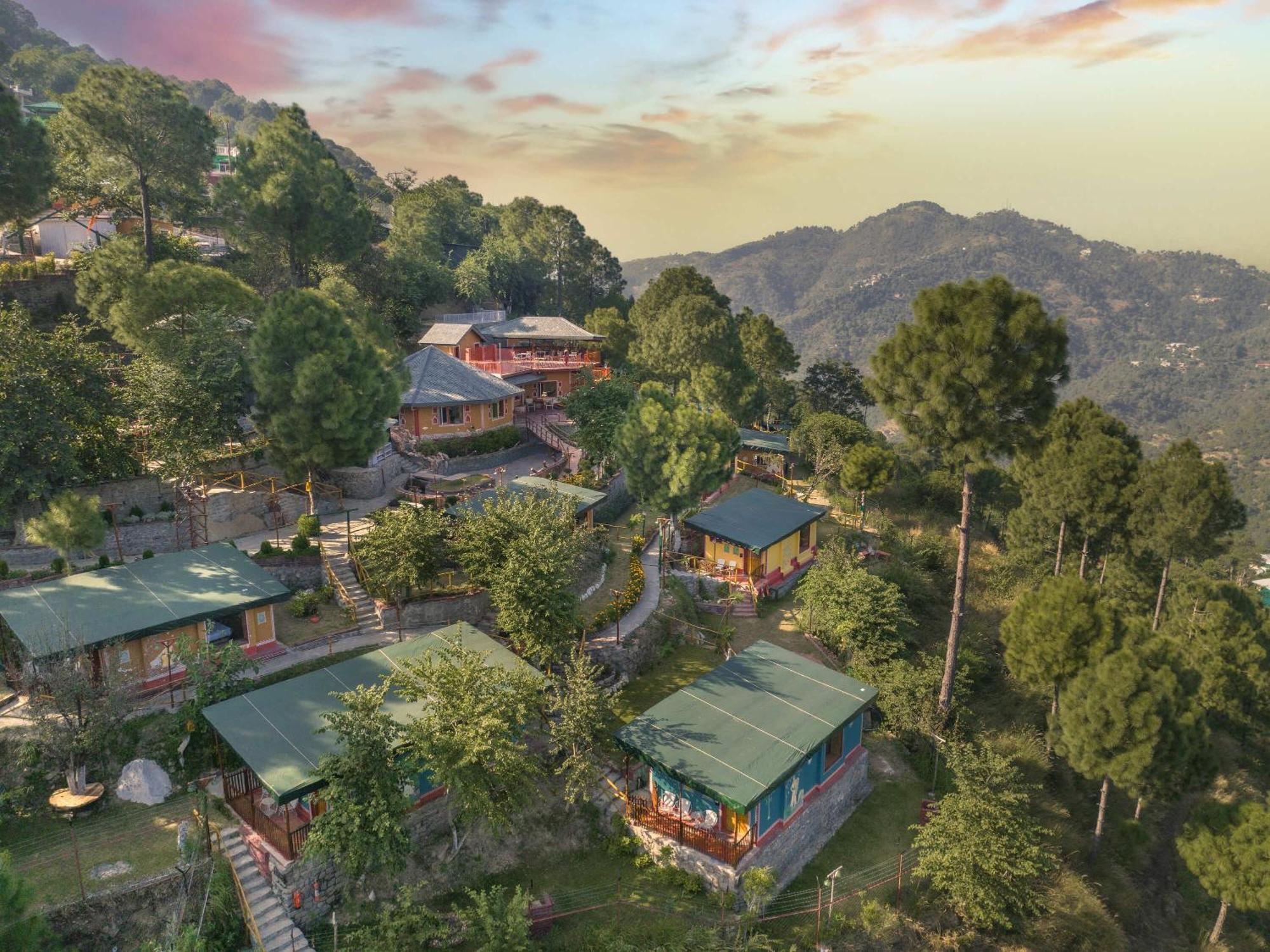 Hotel A Kasauli Ggaon By Echor Exterior foto