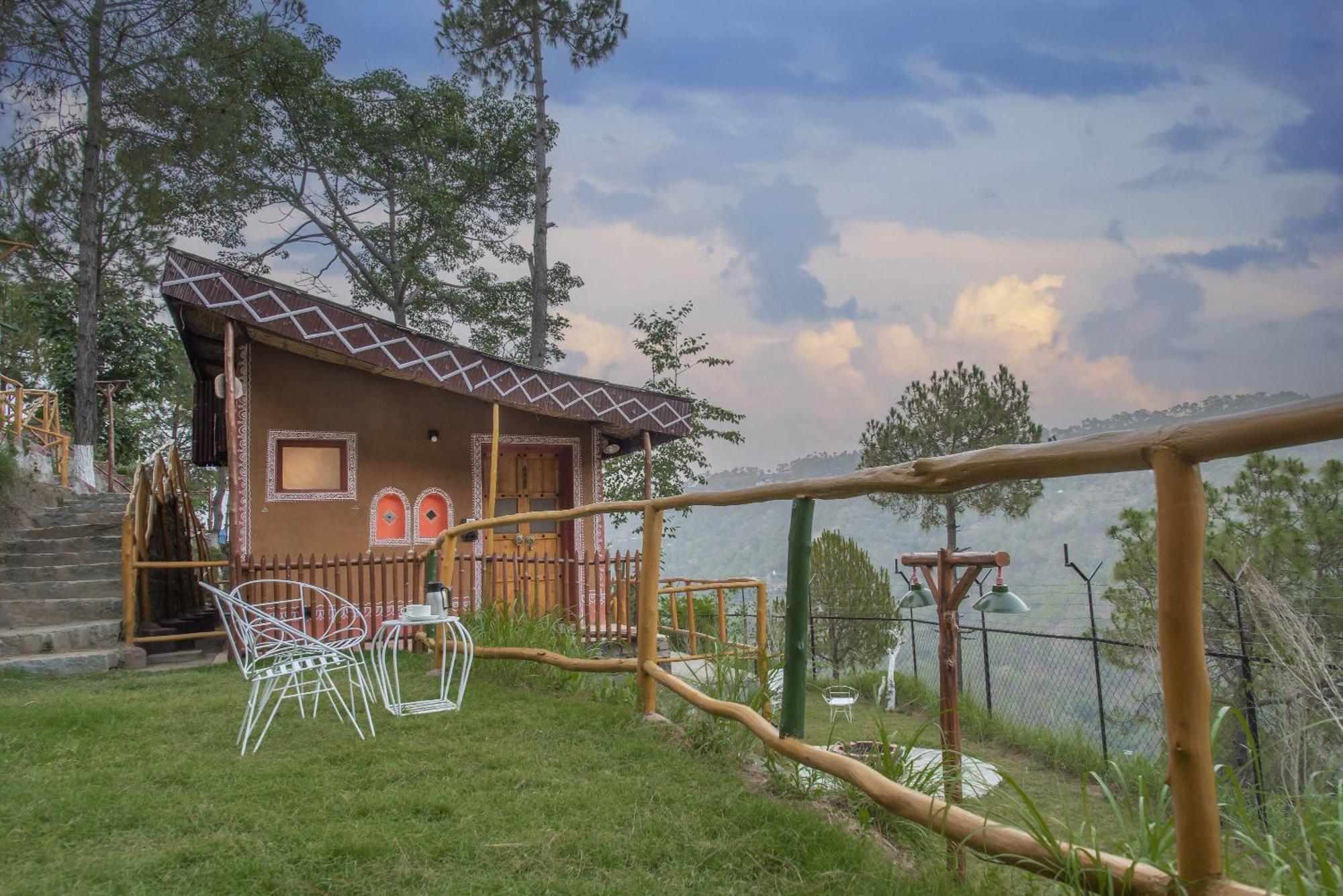 Hotel A Kasauli Ggaon By Echor Exterior foto