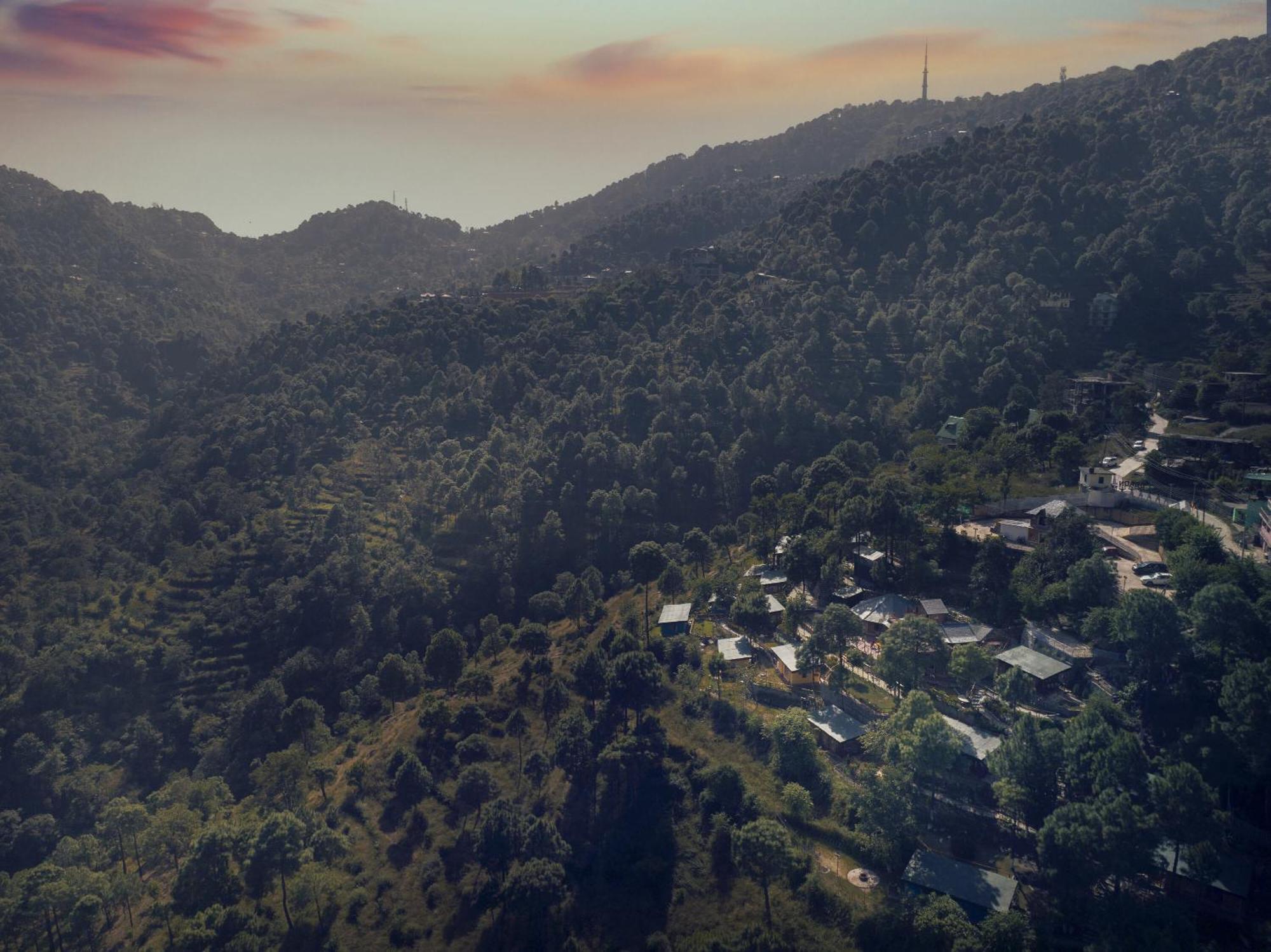 Hotel A Kasauli Ggaon By Echor Exterior foto