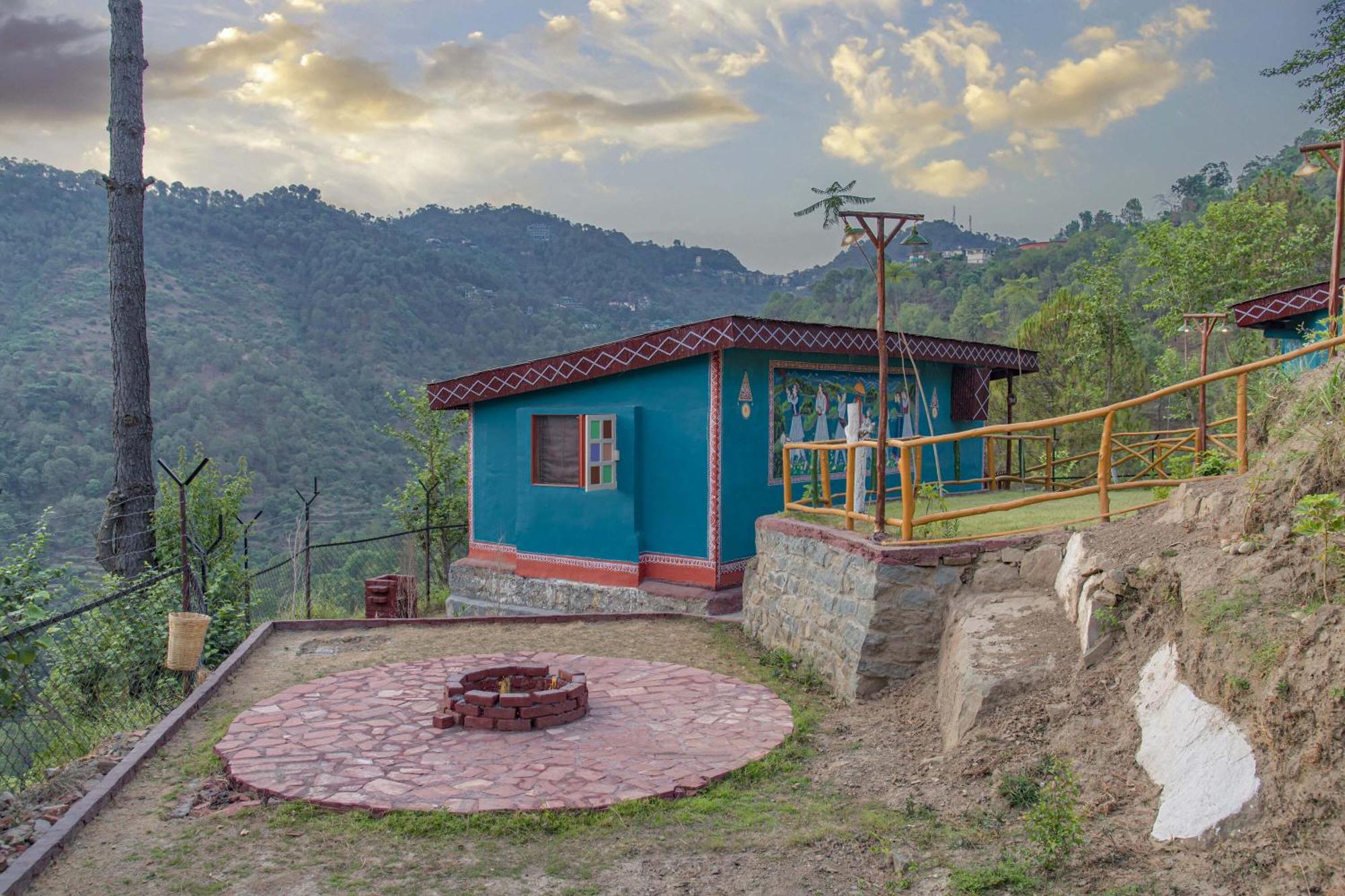 Hotel A Kasauli Ggaon By Echor Exterior foto